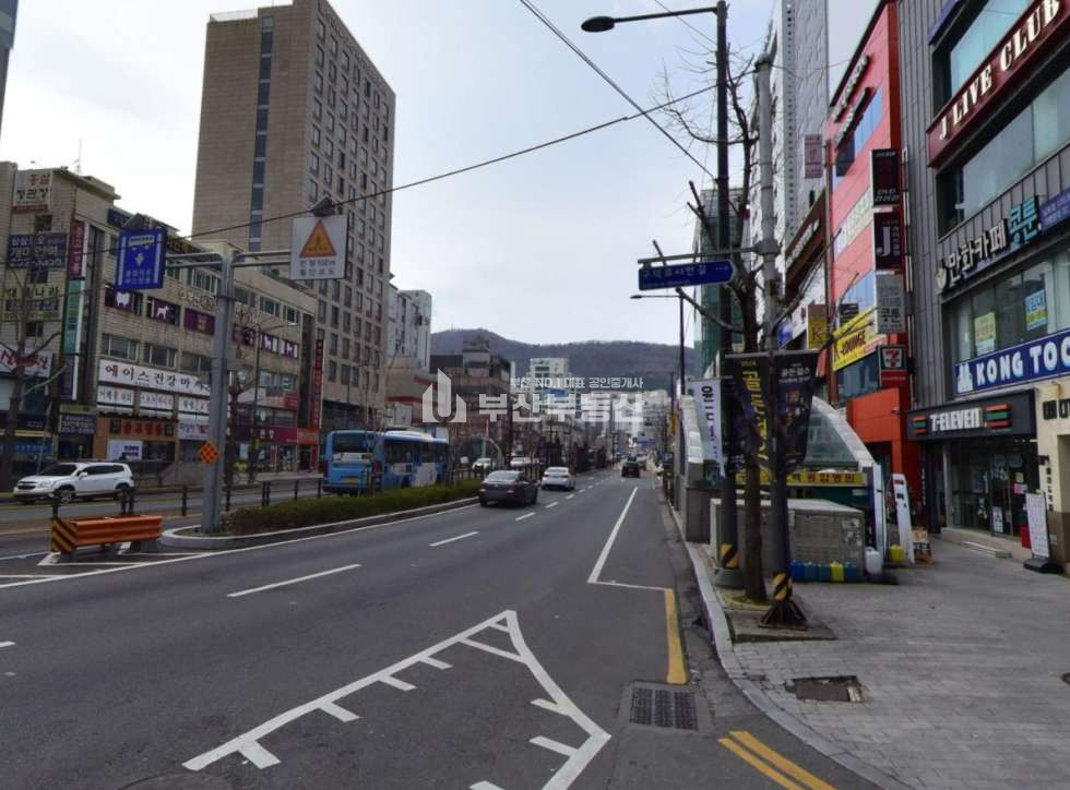 부산 중구 남포동4가 건물매매>부산 중구 남포동 상가건물매매 역세권 일반상업지역 건물매매 / 남포동 대로변 최고의 입지, 초역세권 상업용 건물 매매 매물번호 10212 사진 6