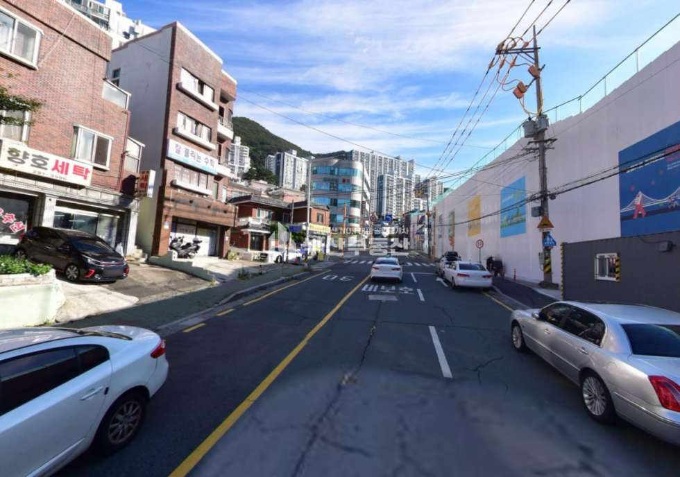 부산 사하구 당리동 건물매매>사하구 당리동 건물매매 /3층상가건물/당리역 역세권/대단지아파트바로앞 도로변 매매 매물번호 10220 사진 4