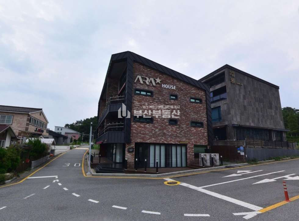 부산 기장군 기장읍 기장군 기장읍 시랑리 펜션 건물 매매 – 바다가 보이는 최고의 투자 기회 매매 매물번호 10299 사진 1