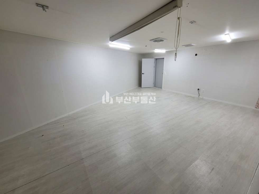 부산 부산진구 가야동 부산시 부산진구 가야동 공장및 창고부지 임대 350P 월세 매물번호 10062 사진 10
