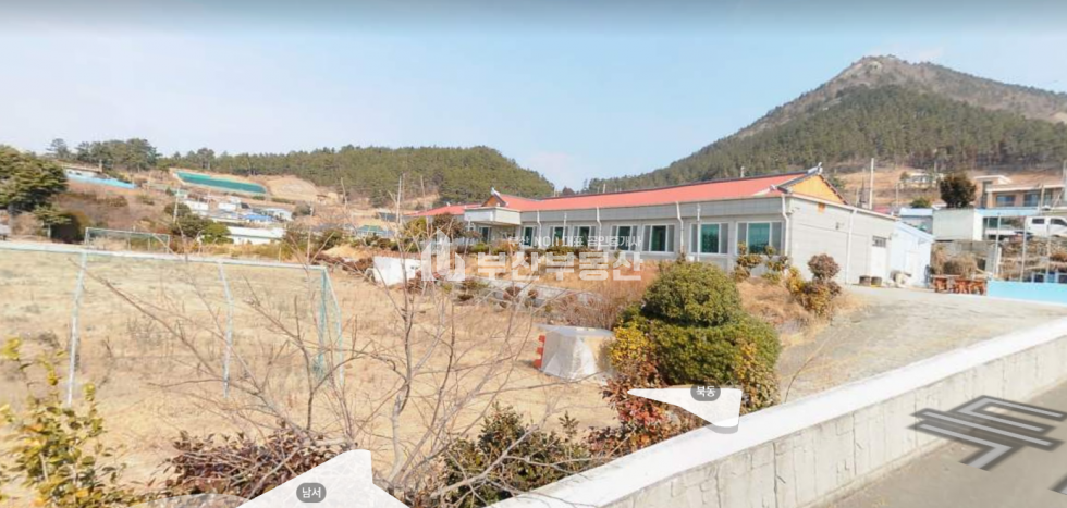 전남광주 완도군 약산면 관산리 주건축물제1동 전남 완도군 약산면 연수원및팬션 매매 2541평 예전폐교부지 펜션 리조트 요양병원등등 추천 매매 매물번호 10077 사진 3