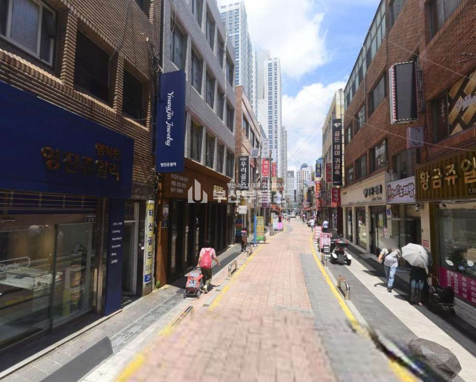 부산 부산진구 범천동 상가임대>부산진구 범천동 상가임대/범일동 금방거리 쥬얼리샾 상가임대 월세 매물번호 10244 사진 2