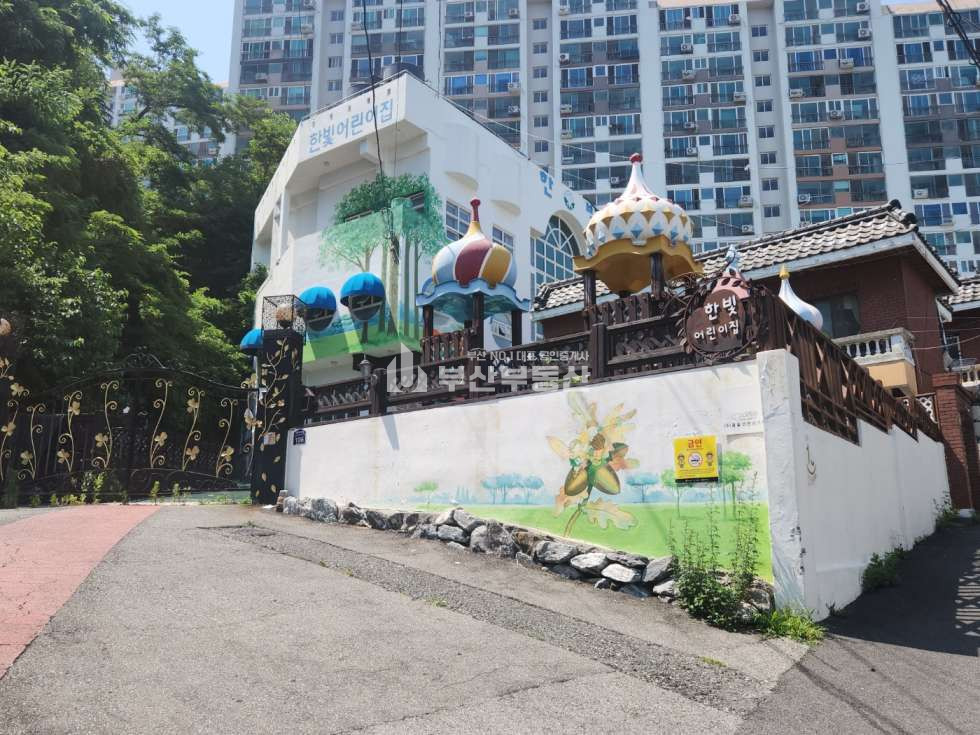 부산 부산진구 당감동 건물매매>부산진구 당감동 어린이집건물매매 노유자시설 지상3층 지하1층 매매 매물번호 10016 사진 1